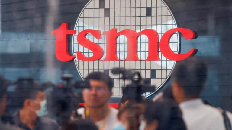Сомнения рынка по поводу ИИ привели к сильнейшему падению TSMC за три месяца