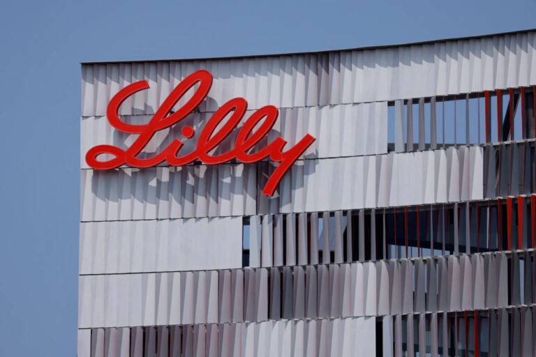 Акции Eli Lilly выросли после одобрения средства для похудения в Китае