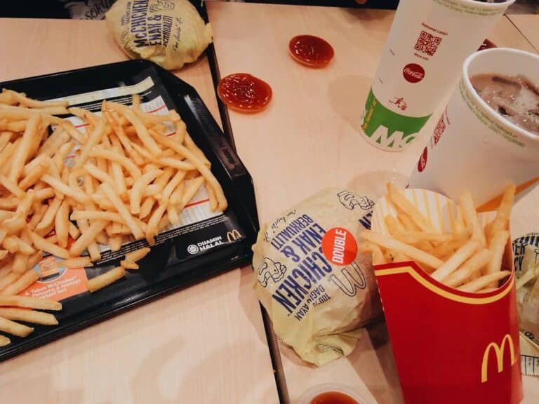 Обеды по $5 помогли McDonald's вернуть посетителей в рестораны