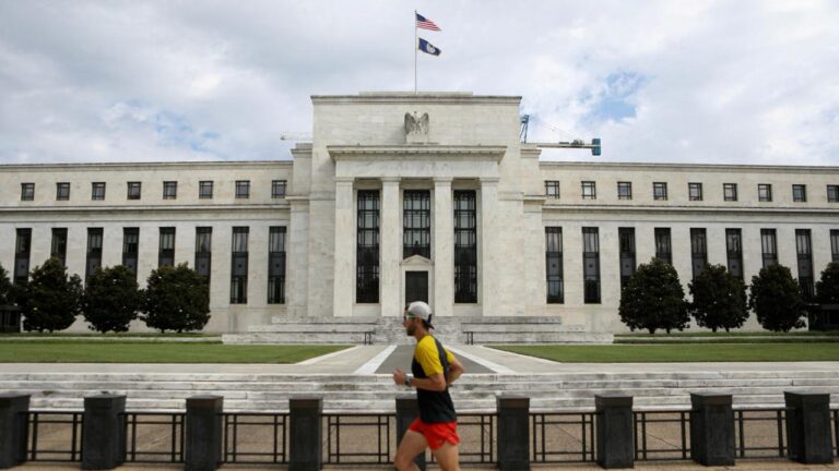 ФРС намекнула на близость первого снижения ставки с 2020 года