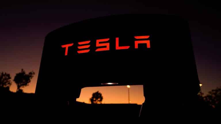 Morgan Stanley включил Tesla в список лучших акций в автосекторе США вместо Ford