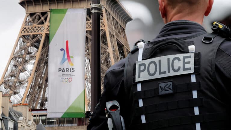 Полиция Франции задержала около 50 человек за подготовку протестов накануне Олимпиады