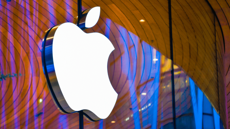 Apple компаниясы жаңа жиналмалы iPhone үлгісін әзірлеп жатыр