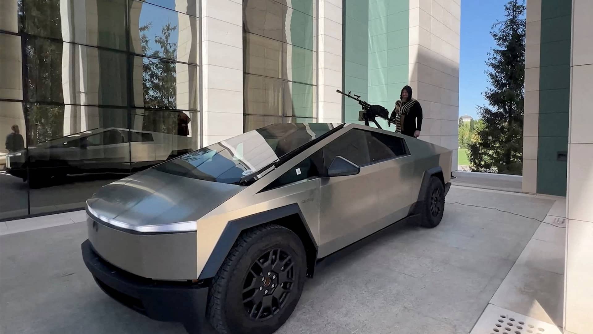 Кадыров Cybertruck