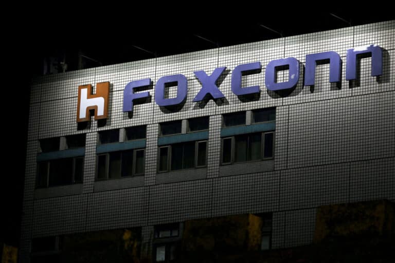 Прибыль Foxconn — поставщика Apple и Nvidia — превзошла прогнозы на фоне бума ИИ