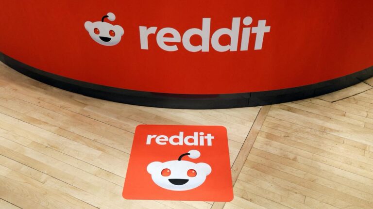 Reddit купил первую компанию после выхода на биржу