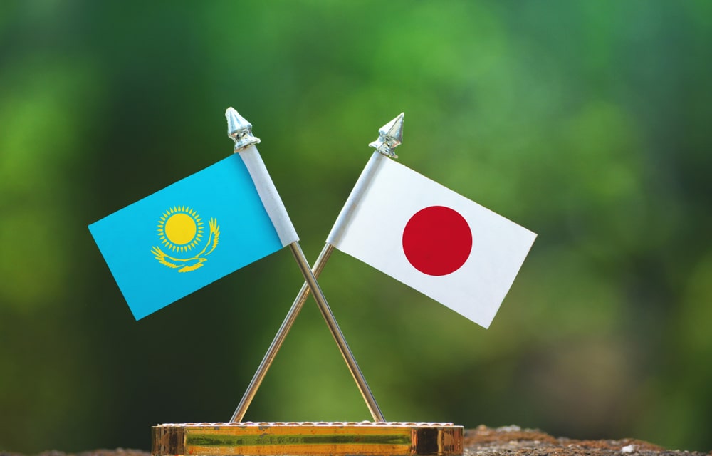 Жапонияны Орта Азия елдерімен не байланыстырады?