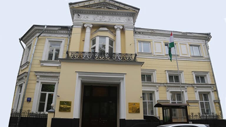 Tajik embassy to Russia recommends its citizens stay away from Russia