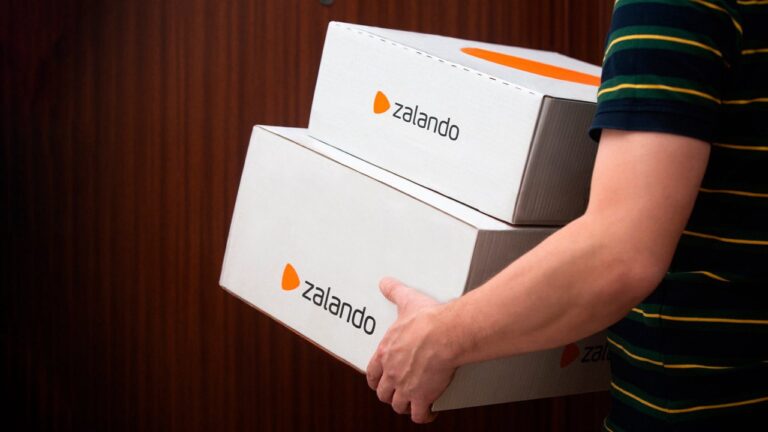 Акции Zalando обновили максимум больше чем за год после повышения прогноза