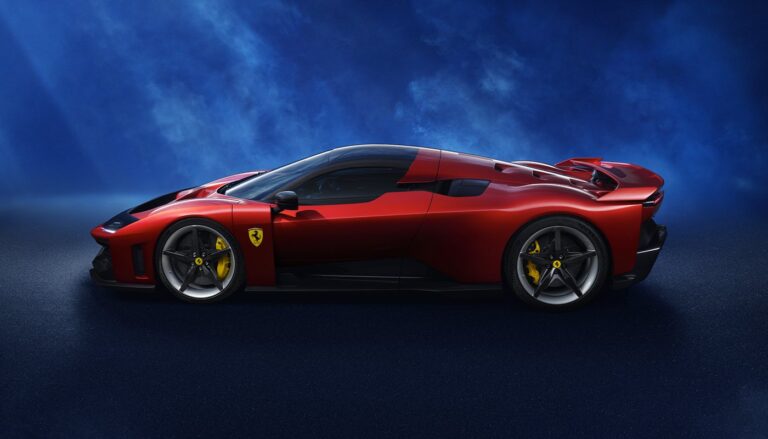 Ferrari впервые за 11 лет выпустила новый суперкар стоимостью 3,6 млн евро