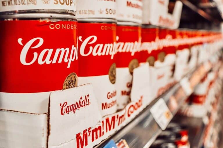 Bernstein поднял рейтинг Campbell Soup из-за роста спроса на супы среди худеющих