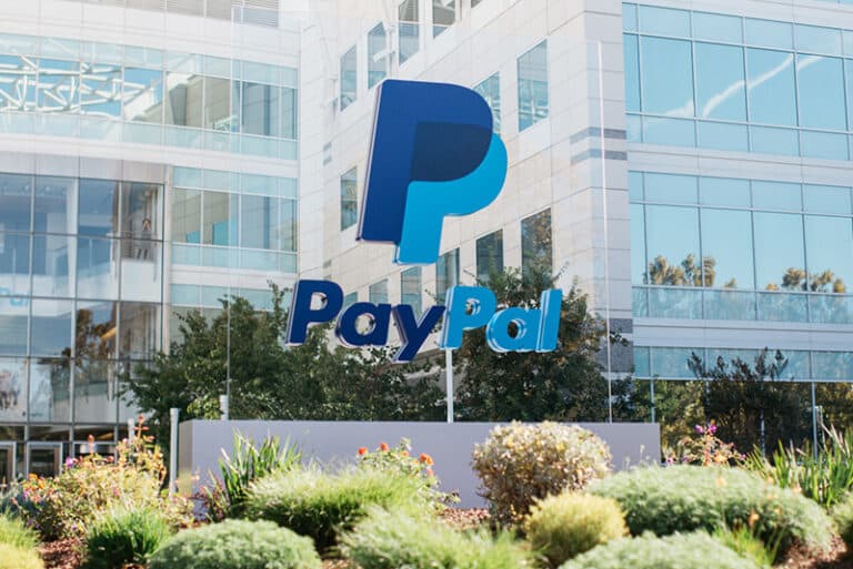 Bernstein понизил рейтинг PayPal из-за высокой конкуренции на рынке платежей