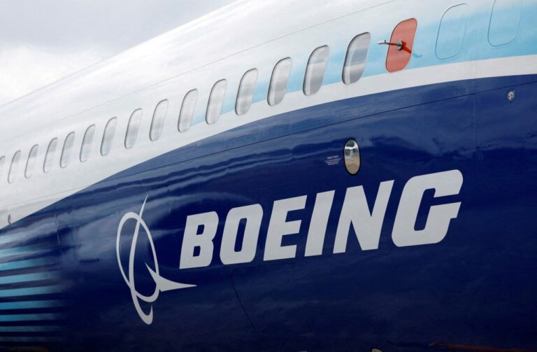 Boeing задумался о продаже акций на $10 млрд — Bloomberg