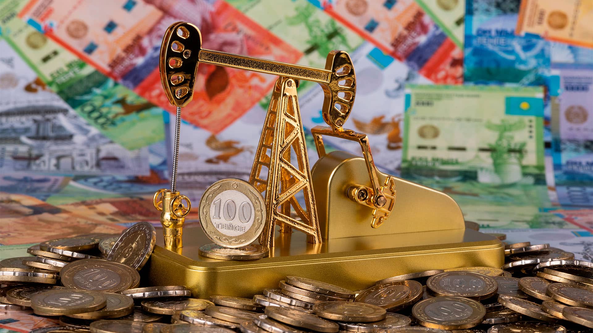 При падении цен на нефть до $40 курс может вырасти до 600 тенге