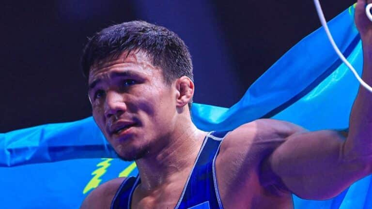 Kazakhstan’s Nurkozha Kaipanov celebrates World Wrestling Championship gold