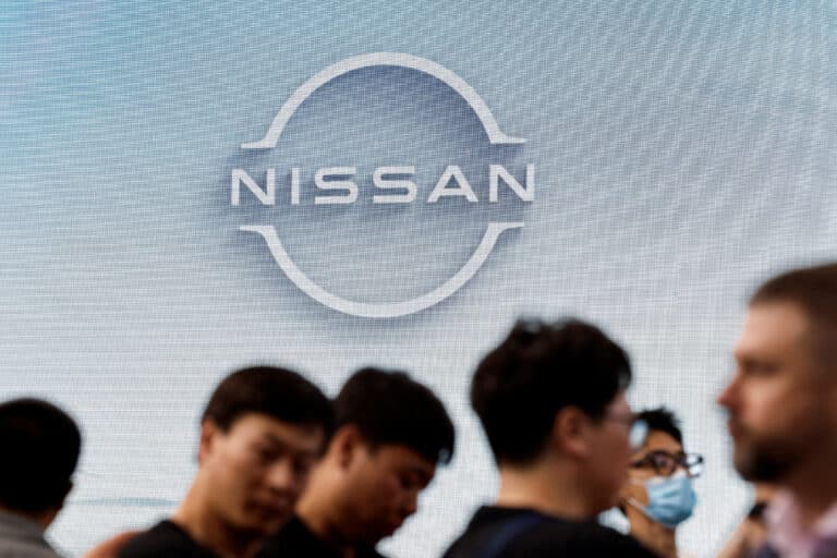 Акции Nissan на минимуме с 2020 года после снижения прогноза и анонса сокращений