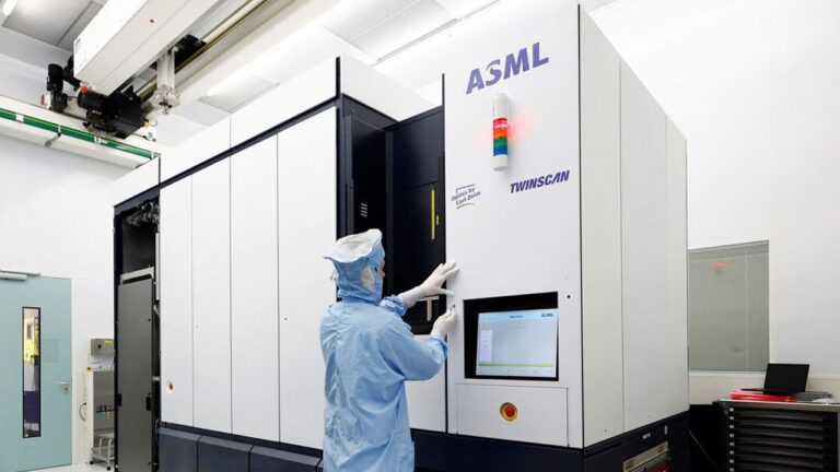 ASML и ее конкуренты выросли в расчете на смягчение позиции США по экспорту в Китай