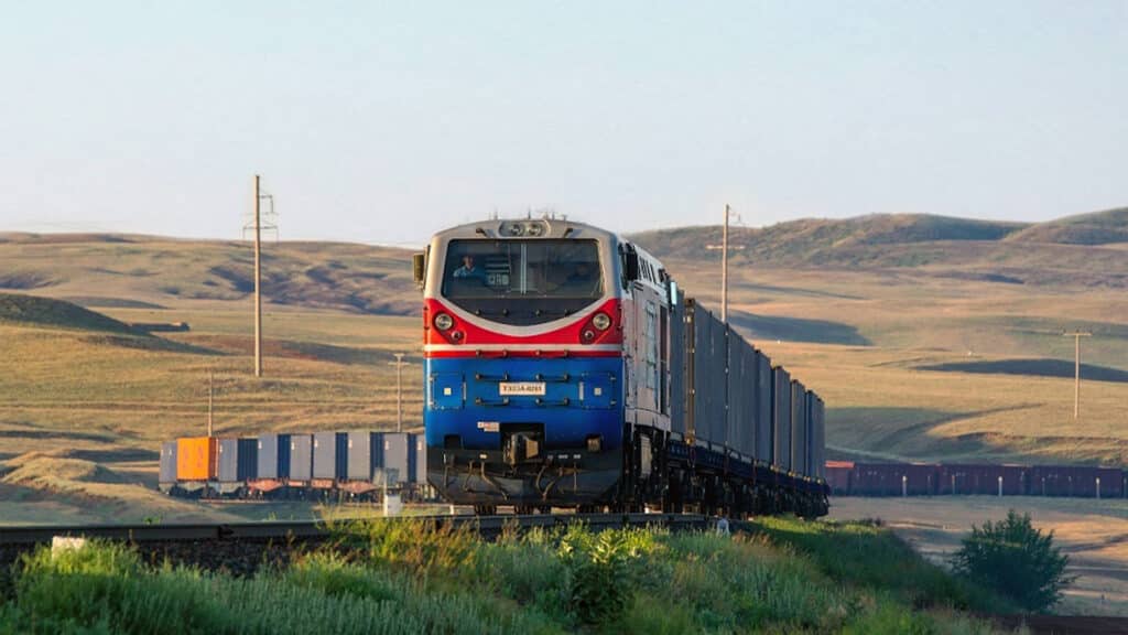 Объем экспортируемых товаров по КТЖ вырос на 8,8%