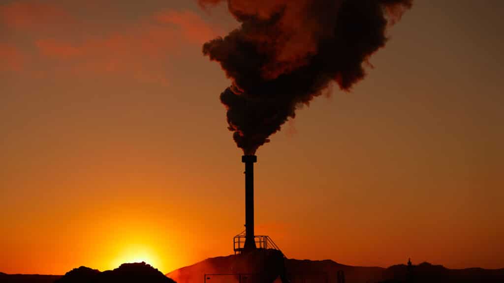 ЕАБР выделит сотни миллионов долларов структуре семьи миллиардера Идрисова на расширение ТЭЦ