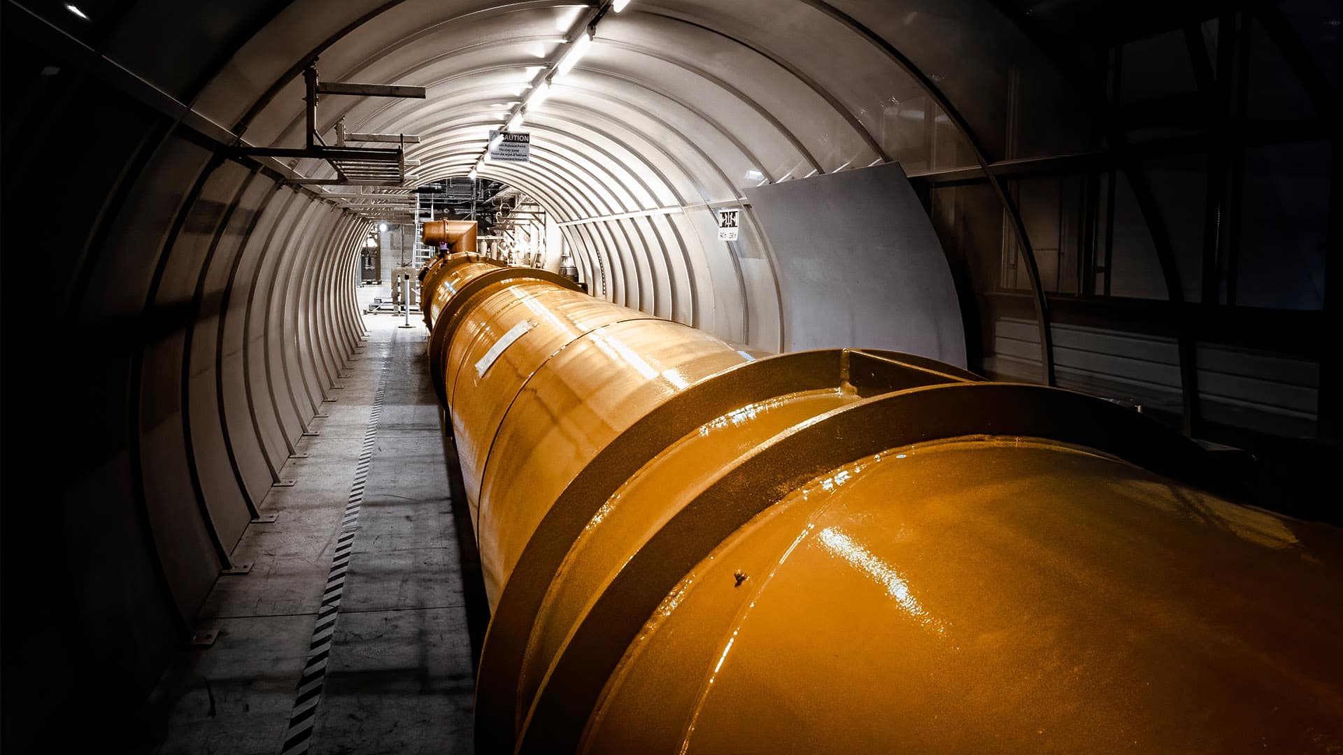 ЕС расходует газ из хранилищ быстрейшими темпами с 2021 года