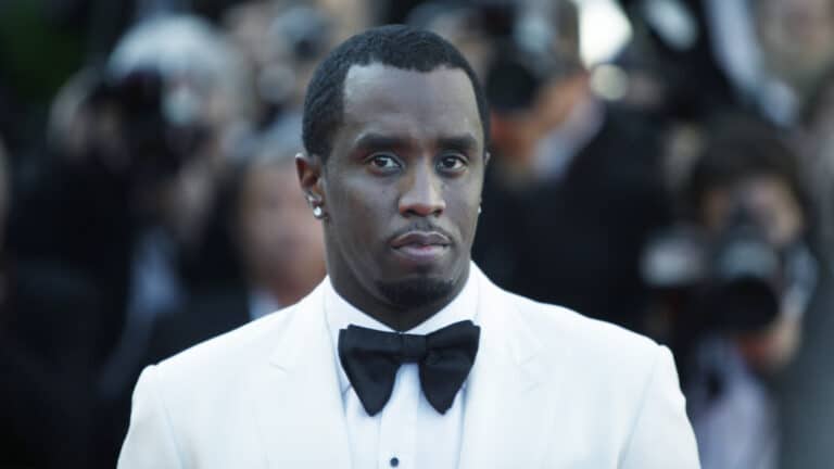 Новые обвинения: P.Diddy пытался выбросить женщину с балкона 17-го этажа