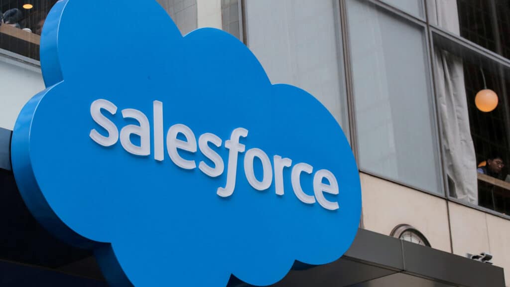 FILE PHOTO: The company logo for Salesforce is displayed on the Salesforce Tower in New York City, U.S., March 7, 2019. REUTERS/Brendan McDermid/File Photo