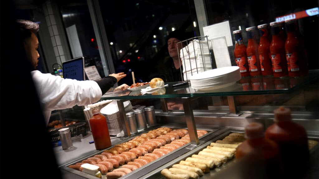 Российская INFOLine предсказала 10%-ный рост рынка общепита в Казахстане