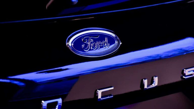 Jefferies рекомендовал продавать акции Ford