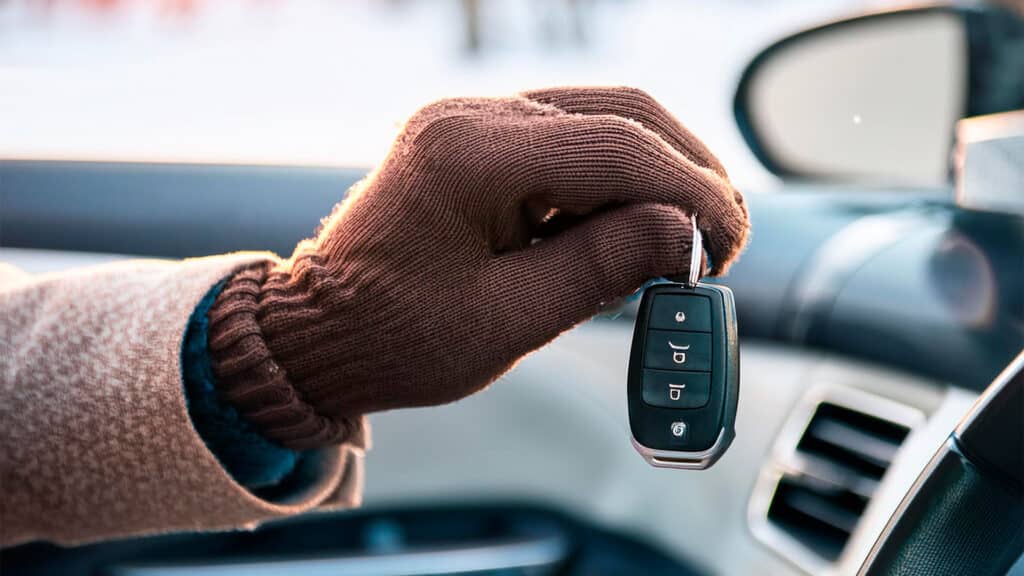 «Странное требование»: мнение экспертов о штрафах за прогрев авто более 5 минут