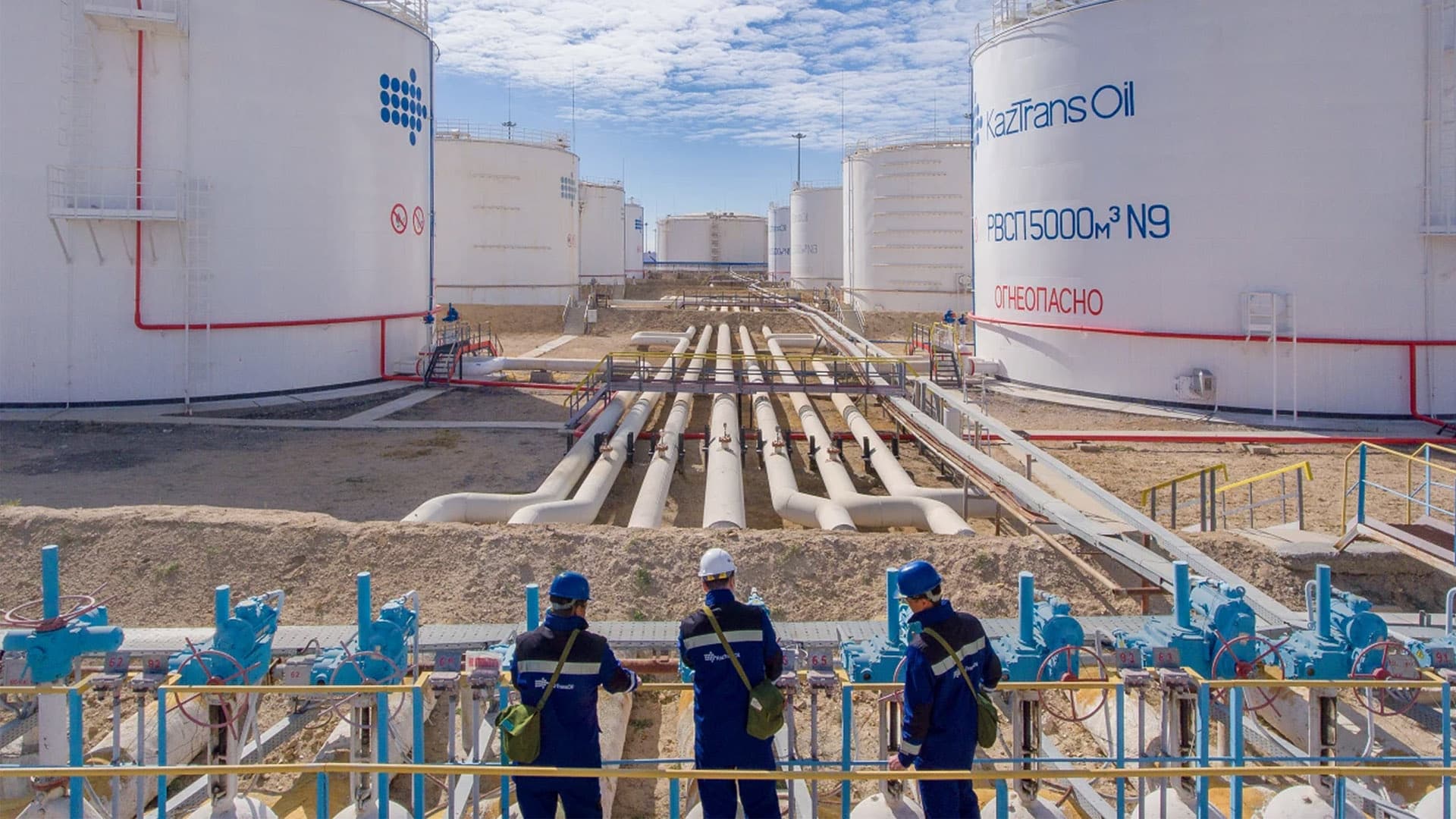 Россия увеличила экспорт нефти через Казахстан