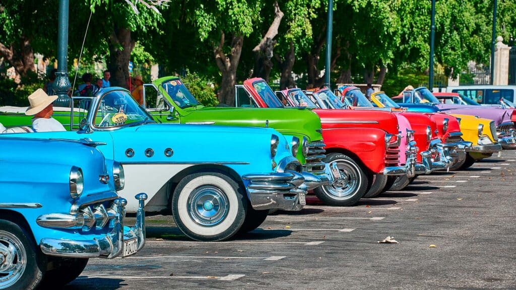 Какие цвета авто повышают безопасность и удобство