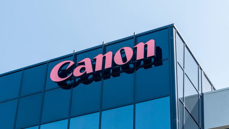 Canon создала уникальный сенсор на 410 мегапикселей. Акции перешли к росту