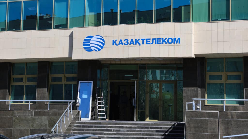 S&P понизило рейтинг «Казахтелекома» после продажи Tele2/Altel
