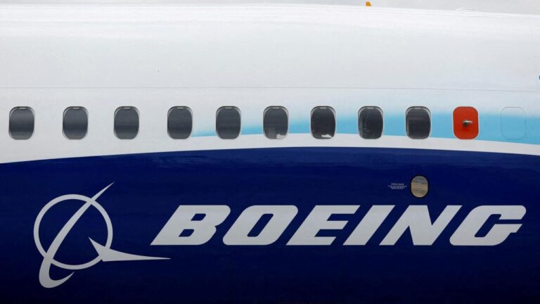 Акции Boeing подешевели на фоне худших поставок за 2024 год со времен пандемии