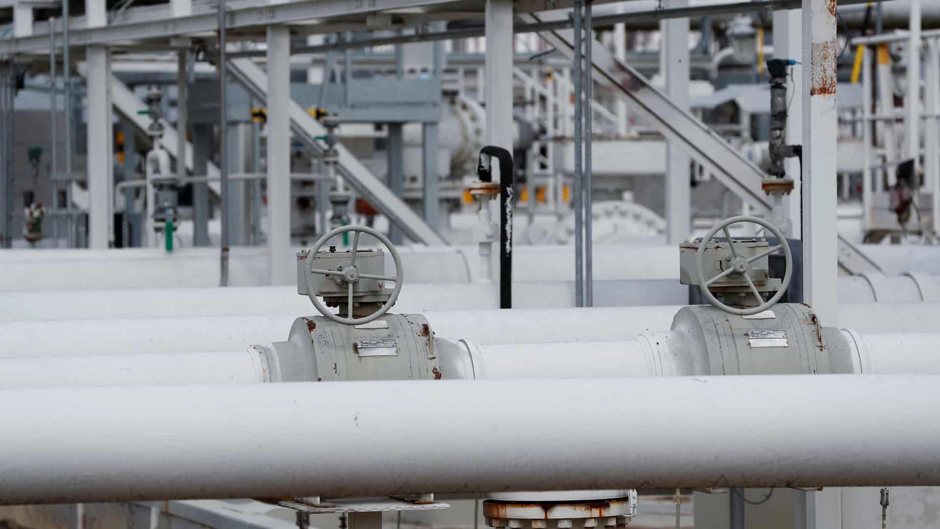 Казахстан начнет поставки нефти по «Дружбе» в Венгрию