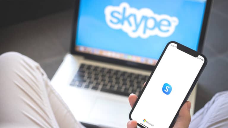 Microsoft отключает легендарный сервис Skype