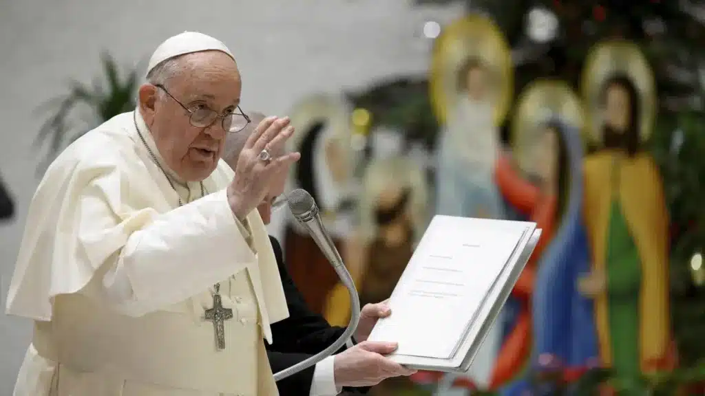 Состояние Папы Римского серьезно ухудшилось