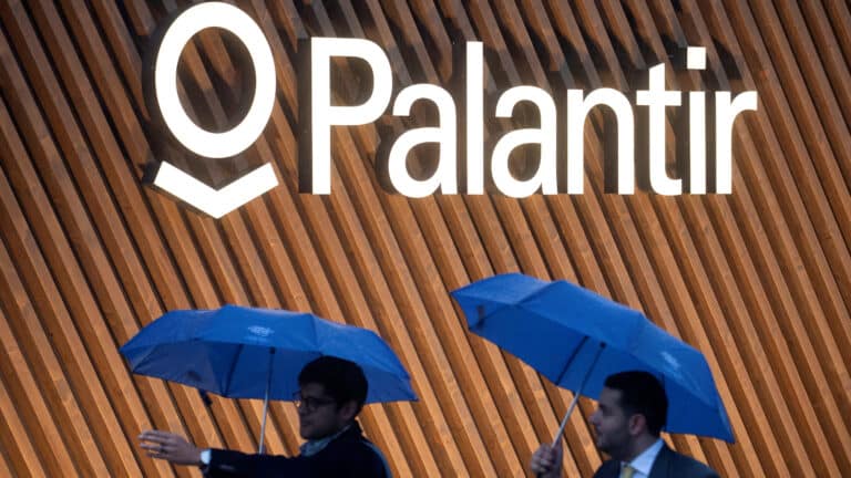 Акции Palantir взлетели на 24% благодаря росту квартальной выручки