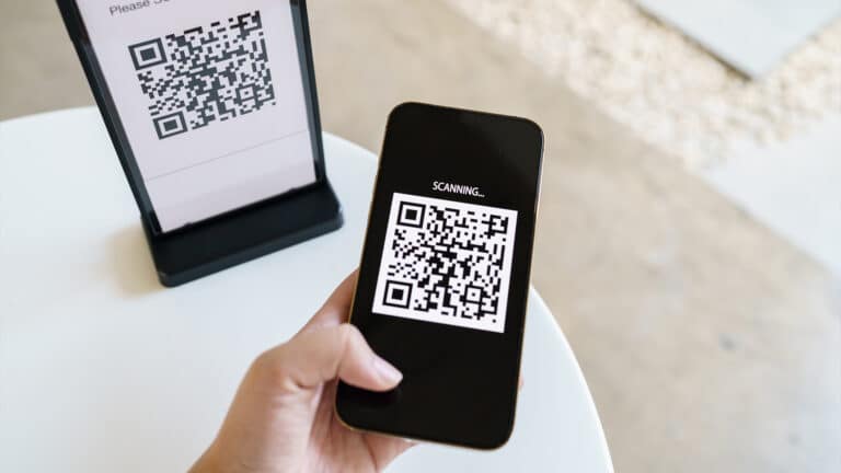 Казахстан внедряет QR-коды для иностранных туристов