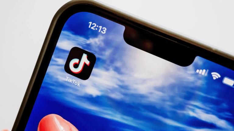 Reuters: TikTok әлем бойынша қызметкерлерін жұмыстан босатып жатыр