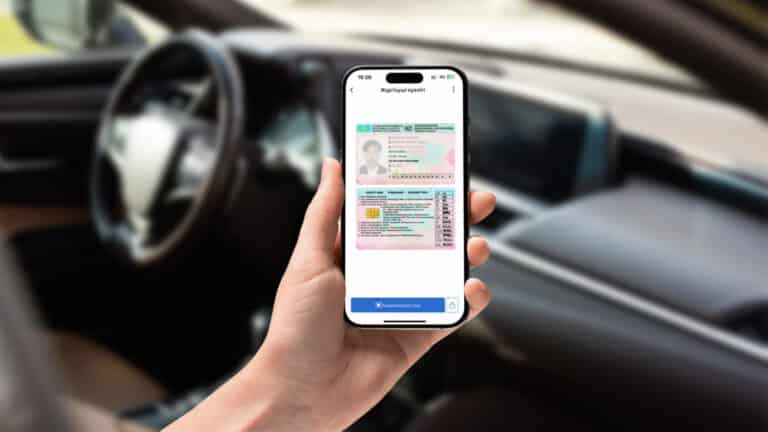 Перевыпустить водительские права в Казахстане теперь можно через смартфон