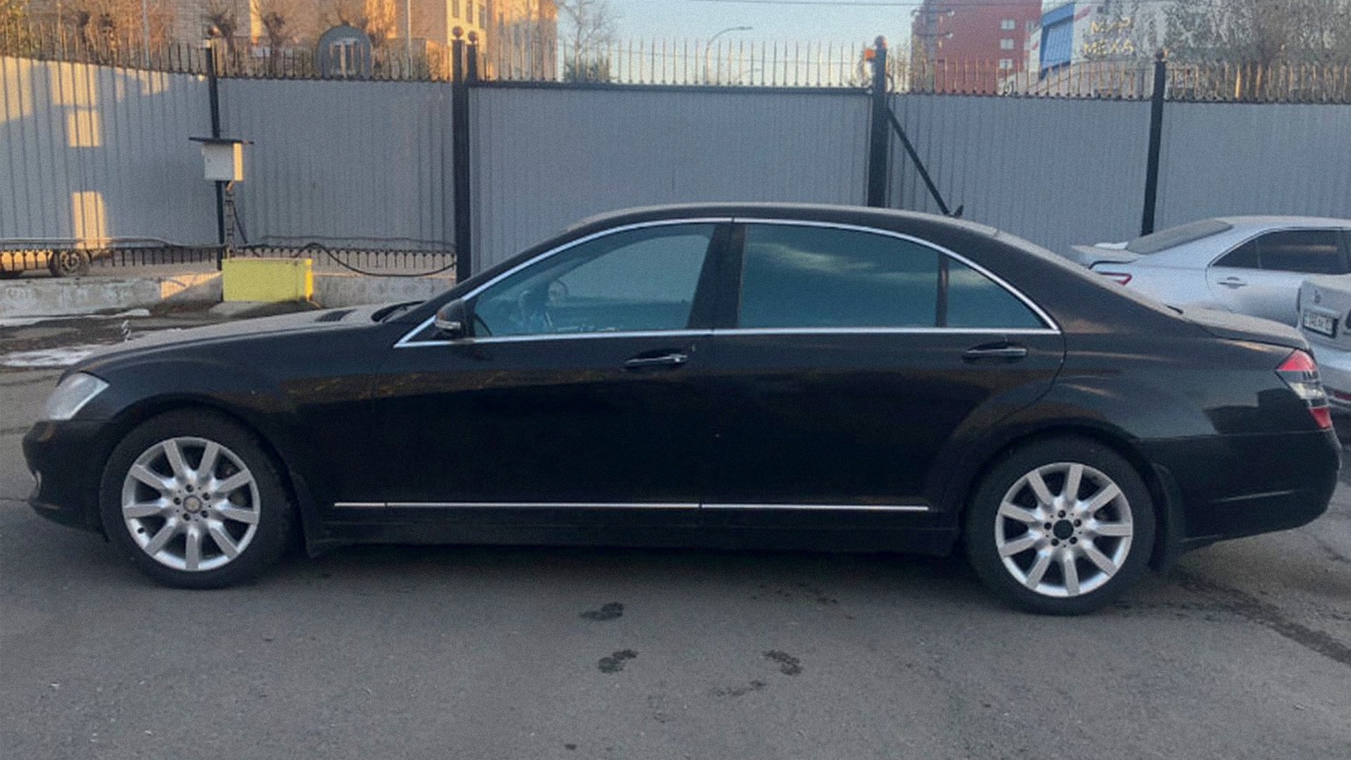 Mercedes-Benz S500L