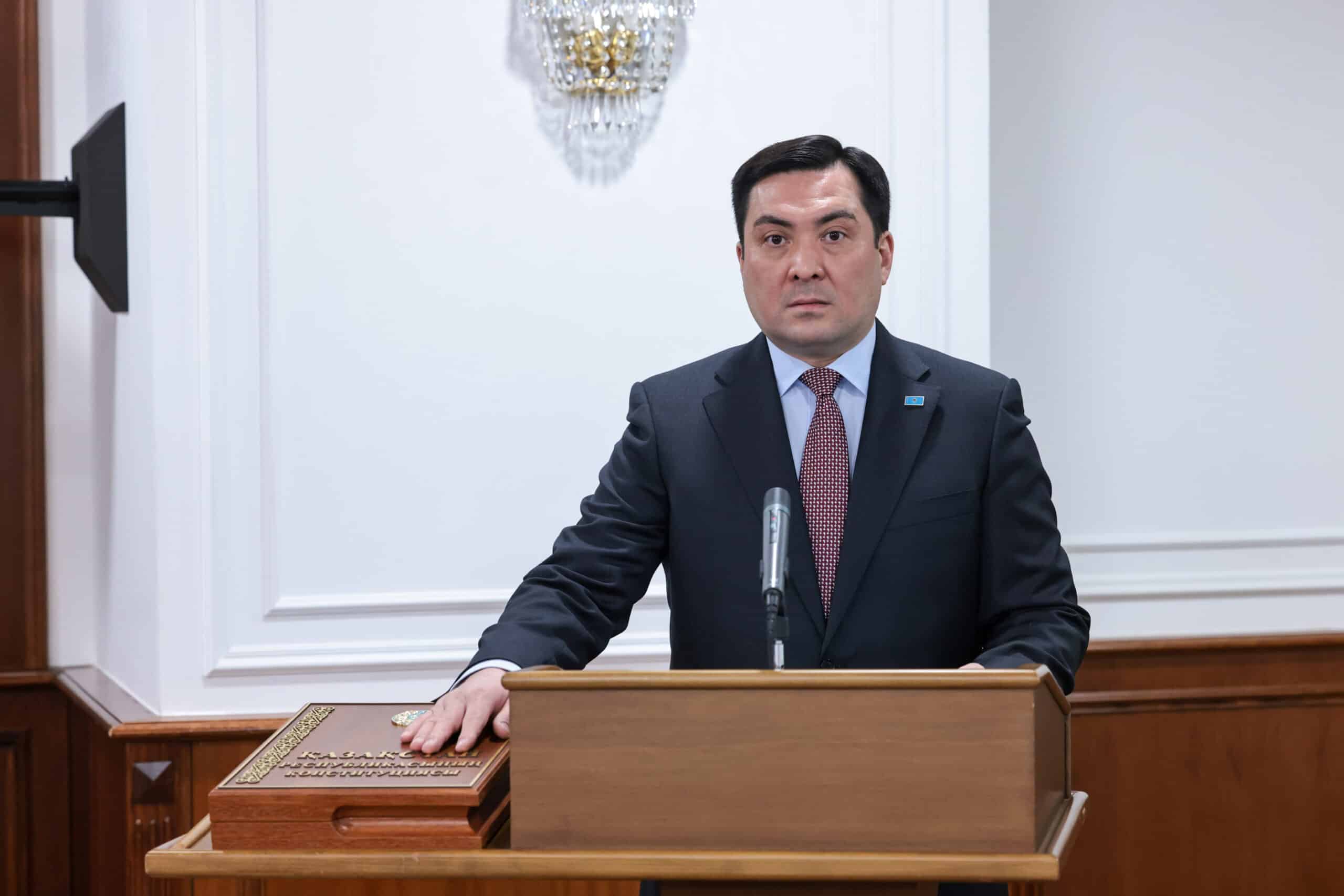 Аккенженов