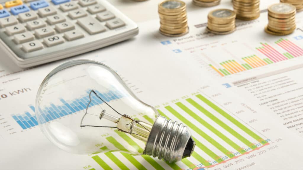 Энергетики: из-за депутатов тариф на электроэнергию в Казахстане вырастет на 12%