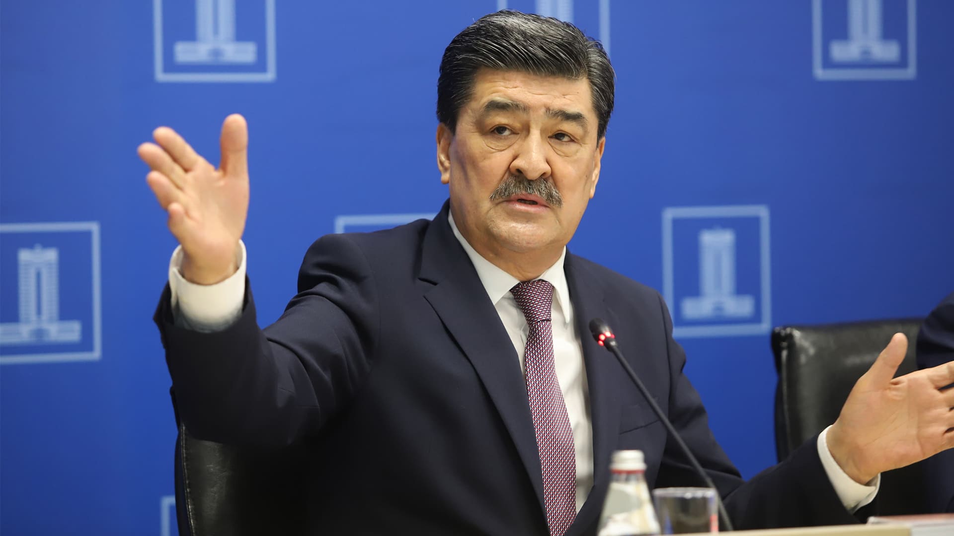 Нысанбаев