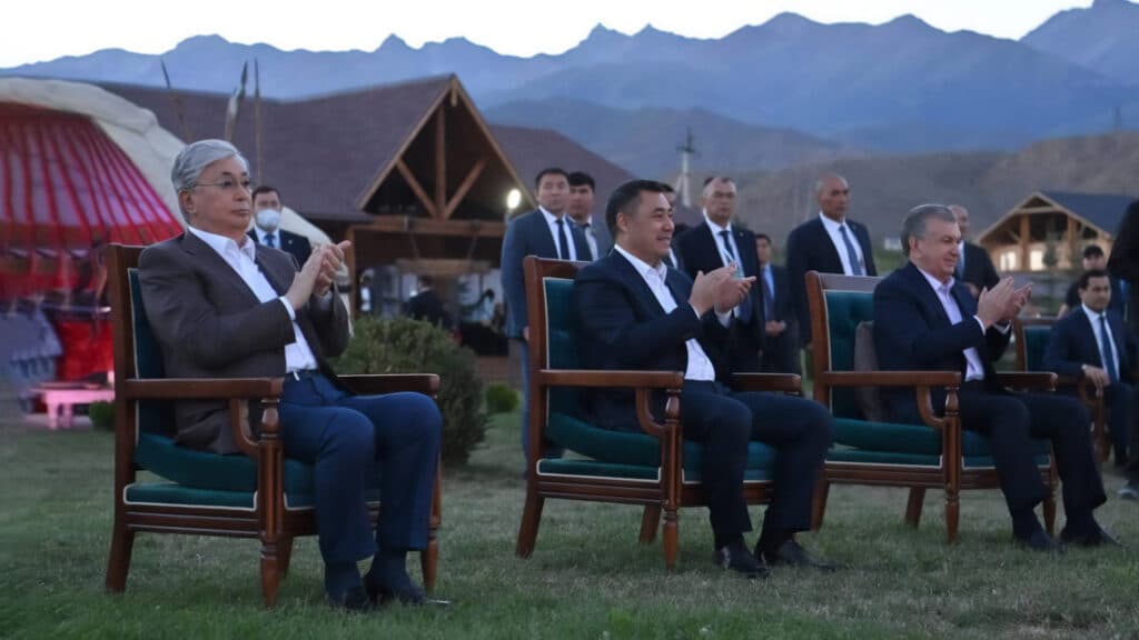 Экономика Казахстана оказалась менее «сложной», чем у Кыргызстана и Узбекистана