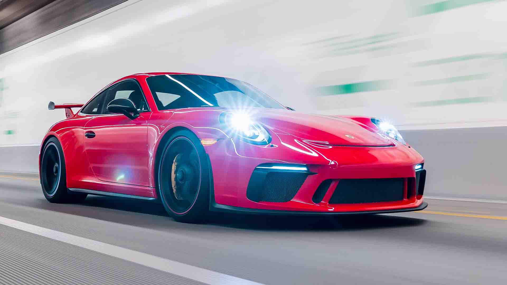 Porsche нағыз танкке, әскери көліктерге айнала алады/фото: shutterstock