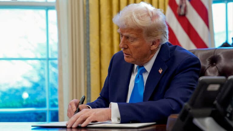 Трамп приветствовал возможные переговоры России и Украины