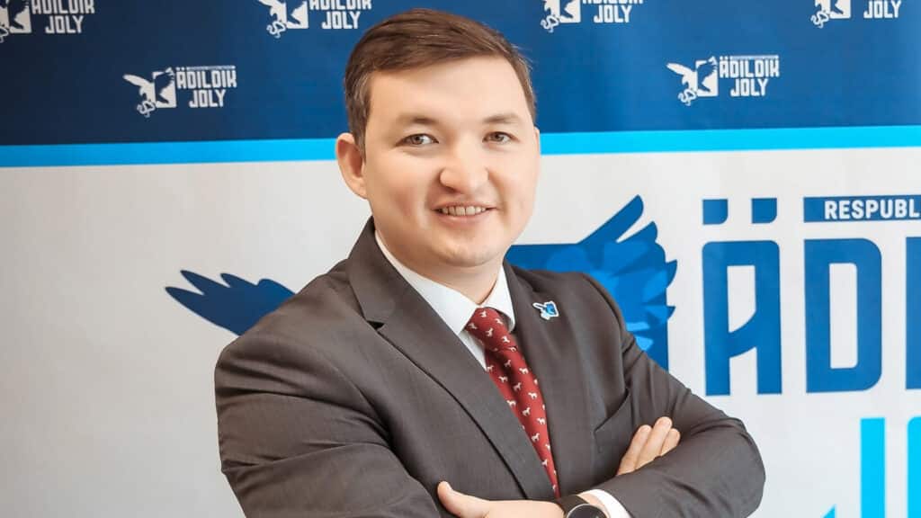 Казахстанкому юристу Дидару Смагулову запретили въезд в Россию навсегда