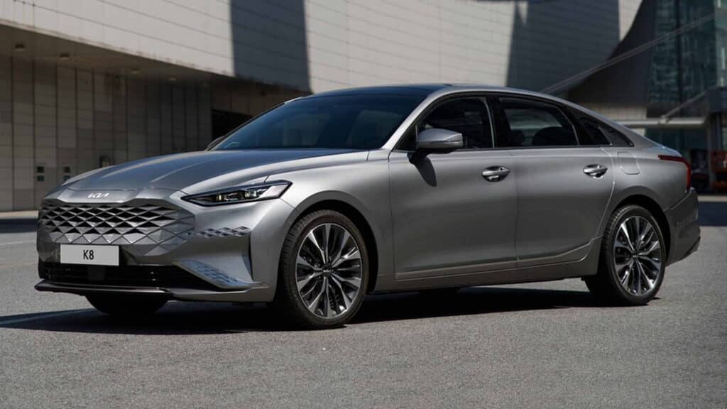 Kia K8 подешевел в Казахстане почти на 2,5 млн тенге